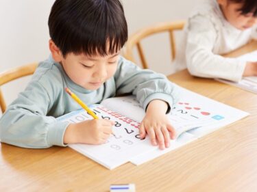 子どもの学力は早いうちから！東大卒が語る「国語と算数の力」の大切さ